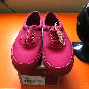 Red Size 11 Vans Era shoes
